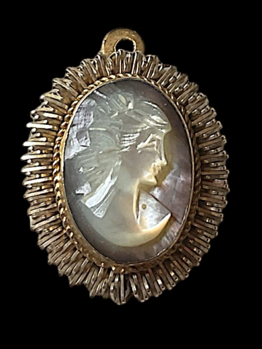 Vintage 800 Silver Abalone Shell Cameo Pendant